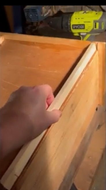 Oh no! The side of the bottom of the drawer is BROKEN! - Vintage Slides